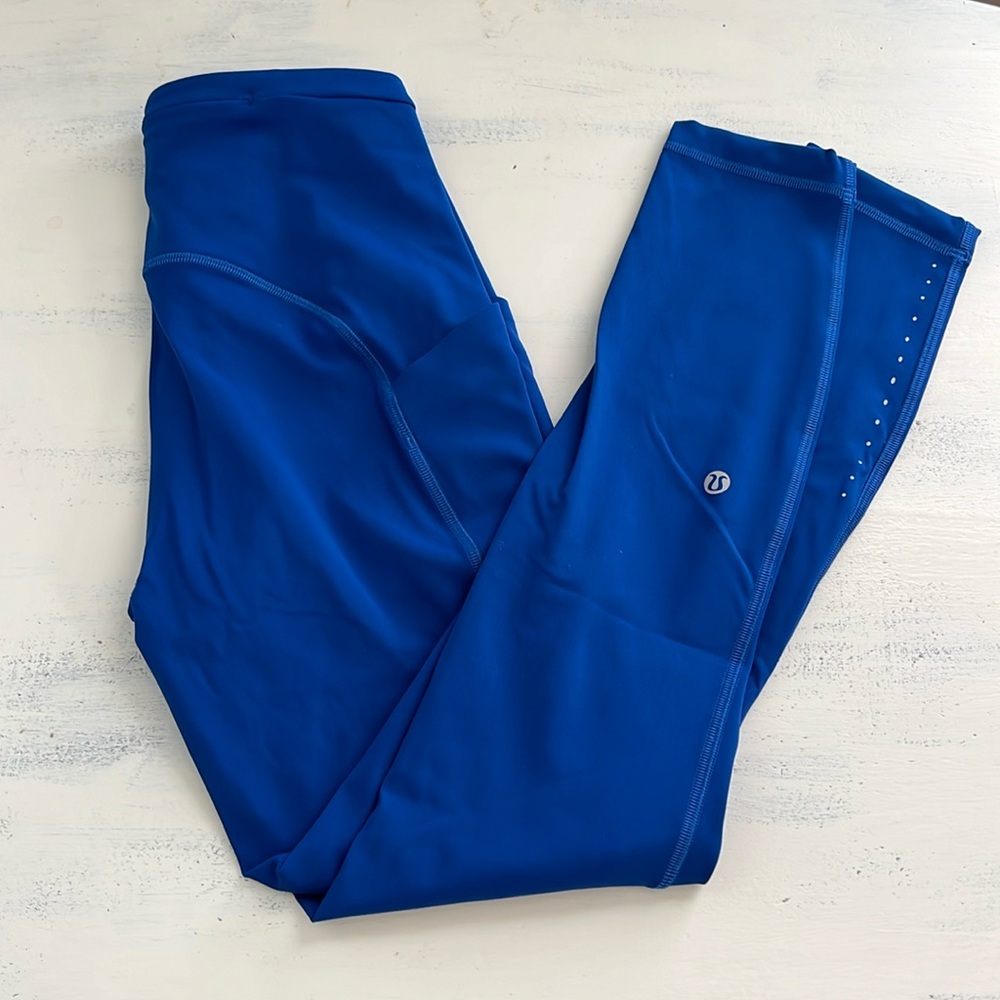 Like New! Swift Speed High-Rise 25” with pockets!